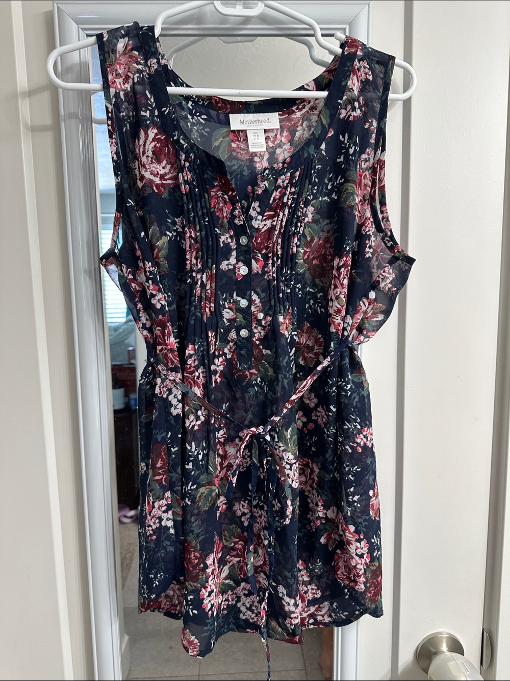 Motherhood Maternity Navy Floral Tie-Waist Sleeveless Maternity Top